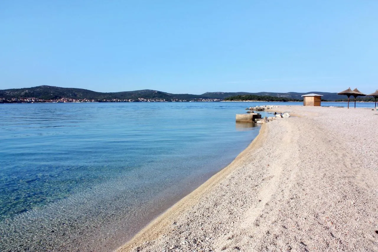 Apartments And Rooms With Parking Space Biograd Na Moru, Biograd - 6219 3*,