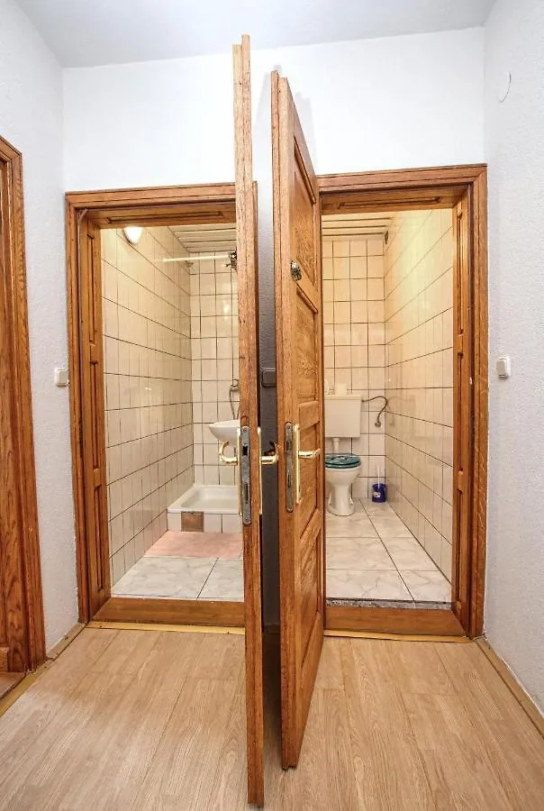 Apartments And Rooms With Parking Space Biograd Na Moru, Biograd - 6219 3*,  Croatia