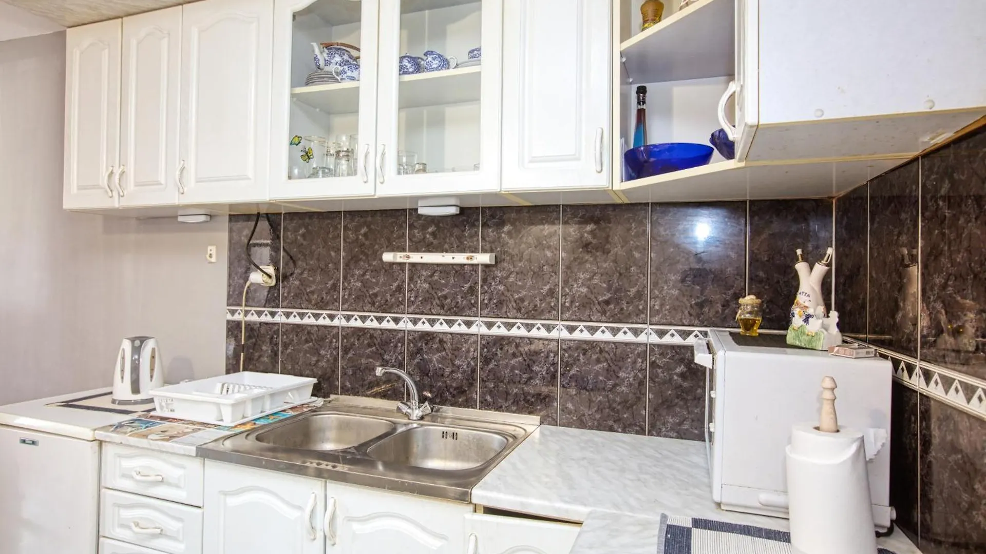 Apartments And Rooms With Parking Space Biograd Na Moru, Biograd - 6219 3*,